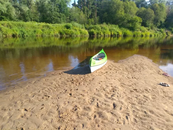  pikniks uz saliņas